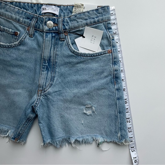 ZARA DENIM SHORTS MID RISE RELAXED - Picture 4 of 7
